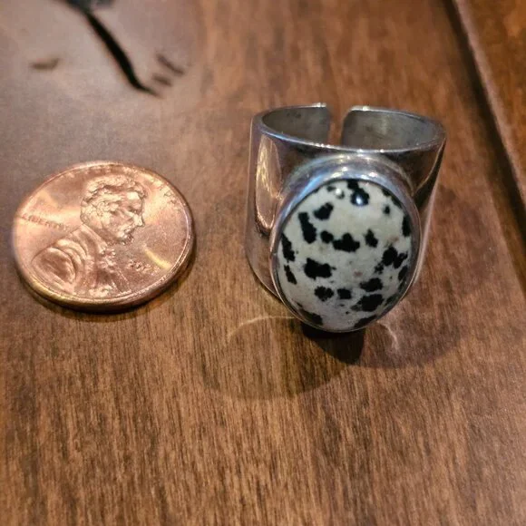 Sterling Silver and Dalmatian Jasper Ring, size 6.25 - Picture 3 of 7